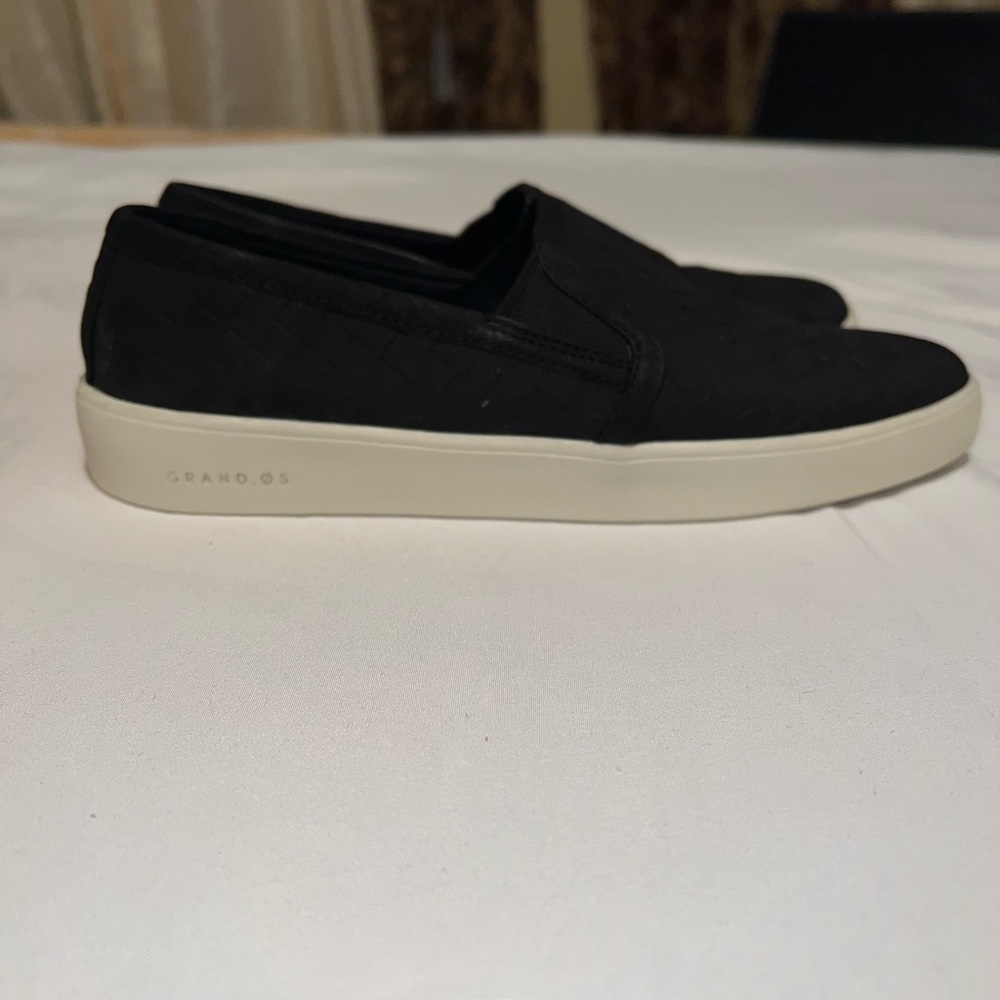 Cole Han Grand OS Black Slip On Size:8 Women’s Good Condition